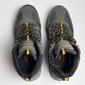 Skechers Men's Athletic Shoes in Gray and Yellow